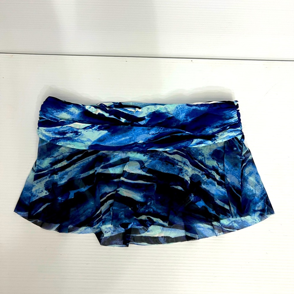 Kenneth Cole New York Blue Ruffled swimming skirt size M